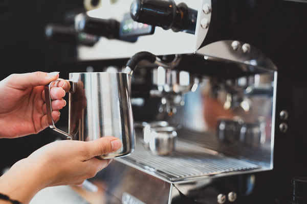 Kaffee richtig zubereiten: Menge, Mahlgrad und Wasser